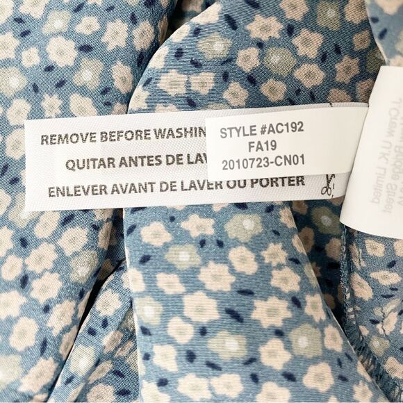 Madewell 100% Silk Poet Top Dusty Slate Blue & Cream Bitsy Floral Size Medium - Picture 14 of 15